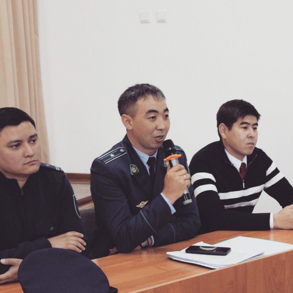 2025 жылдың 8 қазан күні №24 гимназияда 9-10 сынып оқушыларына құқықбұзушылықтың алдын алу және кибербуллингтің зияны туралы түсіндіру жұмыстары жүргізілді.